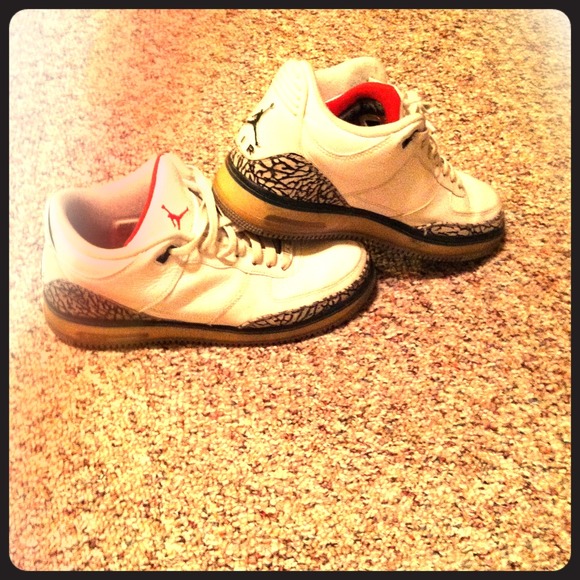 ⛔Hold⛔Mens Jordan's