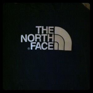Black North Face Hoodie/Pullover