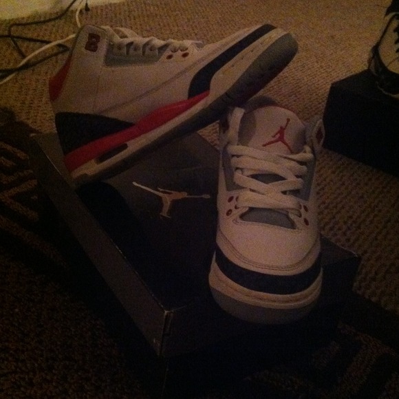 3's jordans used 4.5 in youth