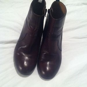 ❤REDUCED❤💋Nine West brown leather booties💋👢👍