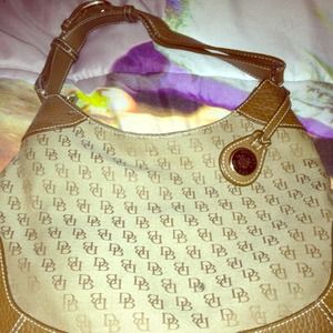 Dooney & Bourke handbag