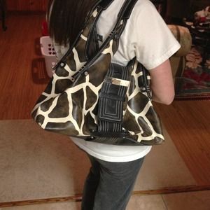 Large giraffe print purse!