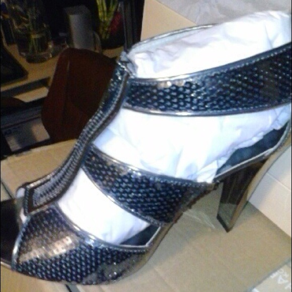 New Michael Kors High Heels