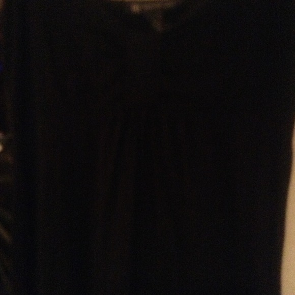 Black dress - Picture 3 of 3