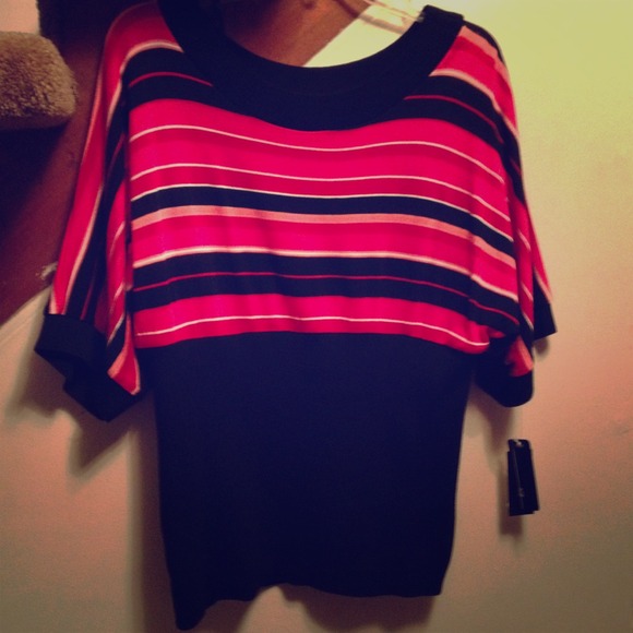 Striped red/blk/wht/pink sweater XL.