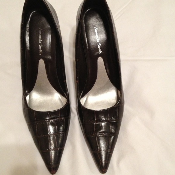 🎀RESERVED🎀 Brown pumps