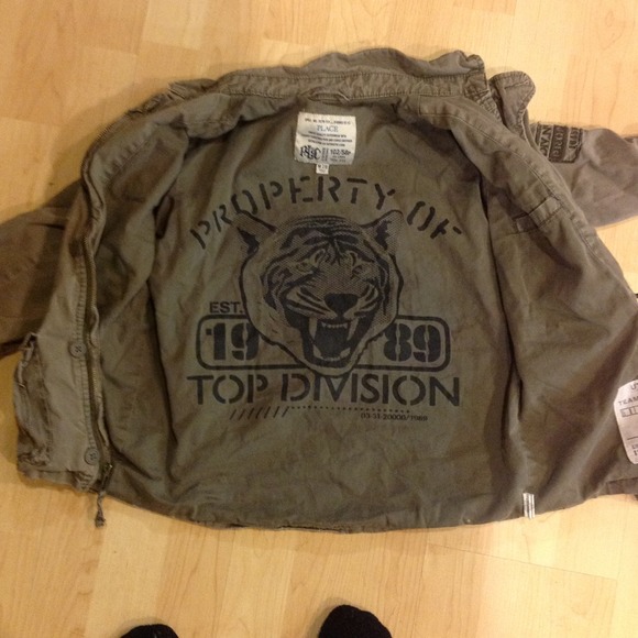 Army style jacket - Picture 2 of 4