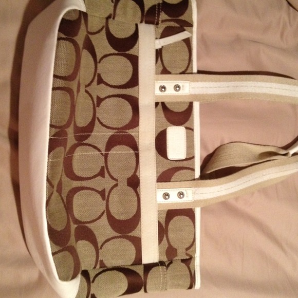 Coach inspired tan/white bag!!