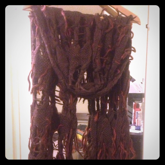 Nice brown & red fashion scarf