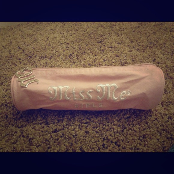 Miss me pencil case ❗INCLUDED WITH MISS ME JEANS❗
