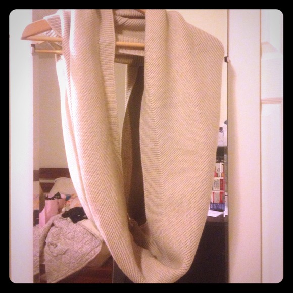 Nice collar fashion scarf