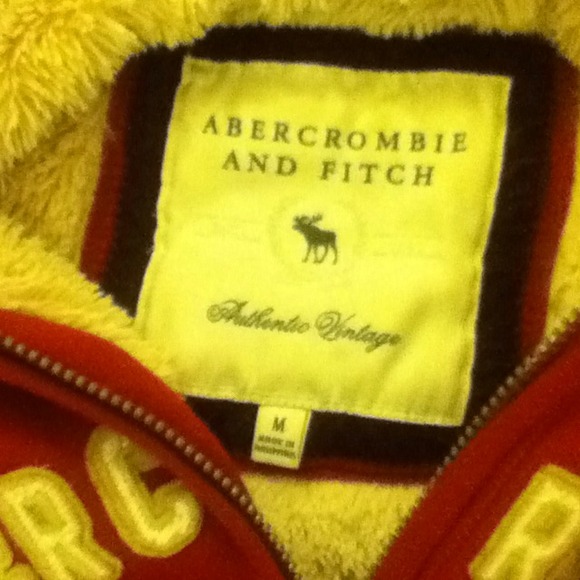 Sold!!!!!! Abercrombie & Fitch zip up hoodie! - Picture 2 of 4
