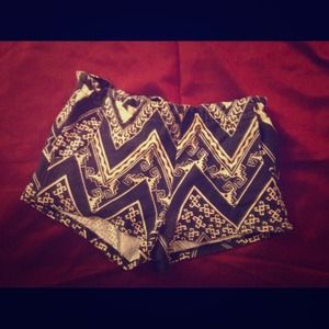 ⛔SOLD⛔Urban Outfitters Tribal shorts