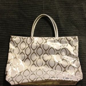 *REDUCED* Clinique tote!
