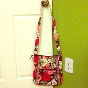 Vera Bradley Hipster Mocha Rouge