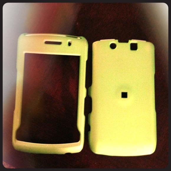 Blackberry Storm2 case