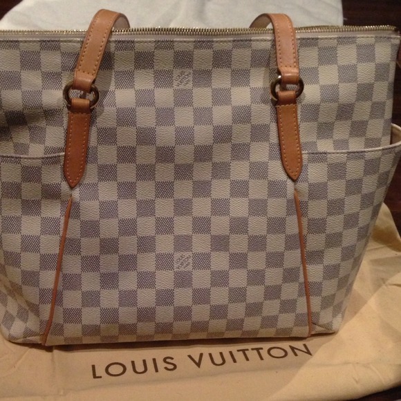 Authentic Louis Vuitton Damier Azure Medium - Picture 1 of 4