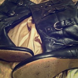 Worn 2 times black zip ups