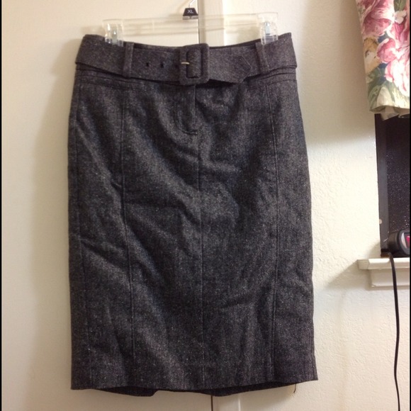 Grey pencil bebe skirt with belt