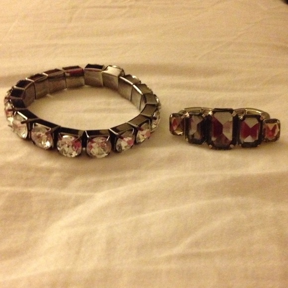 Bundle!! Ring and bracelet to match