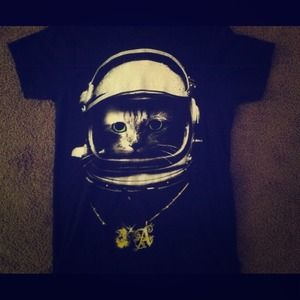 Space cat Tee 😺