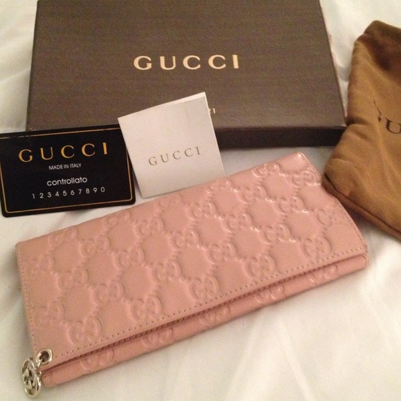 **TRADED**Gucci wallet :)