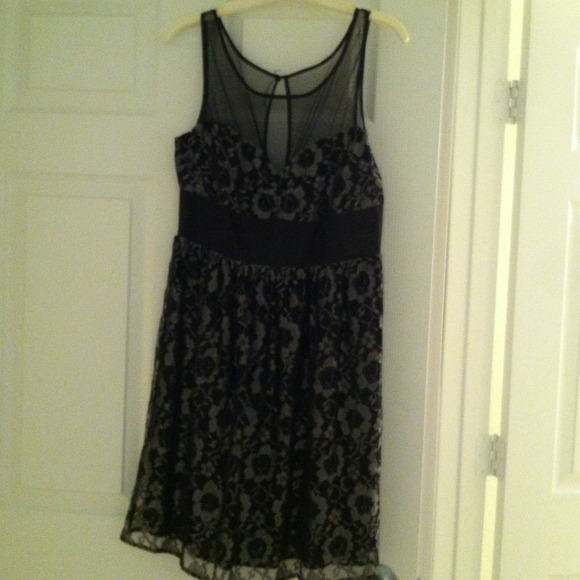 Plenty by Tracy Reese black and silver dress