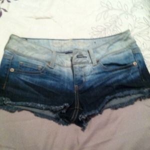 ❌❌reserved trade ❌❌American Eagle ombré shorts