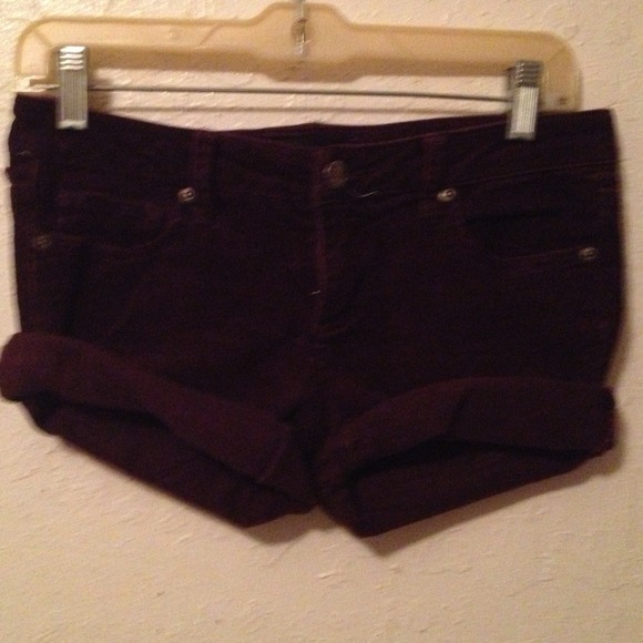 🌞 Maroon Corduroy Shorts 🌞