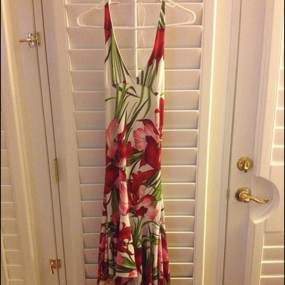 👙Beautiful Luau Dress👙🌺