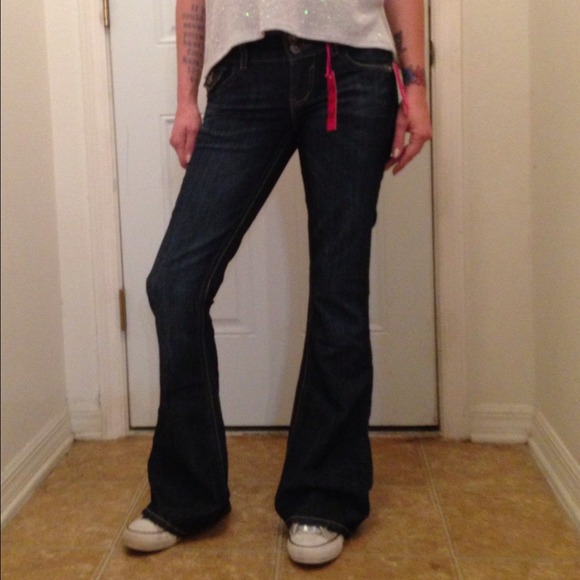 SOLD REDUCED NWT Flare Jeans Dark Denim Sz 3