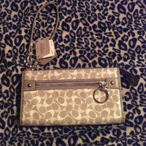 Authentic....COACH.. Wallet