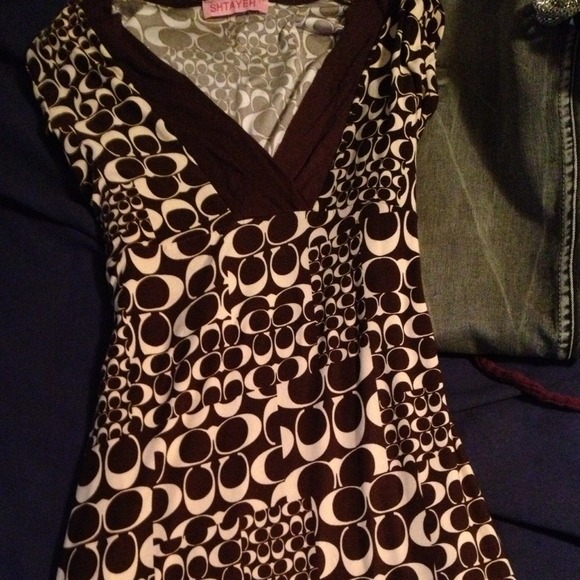 Coach inspired dress!! ✅✅this is not real✅✅