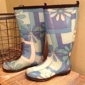 Kamik rain boots