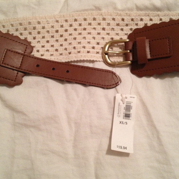 Belt - Picture 2 of 3
