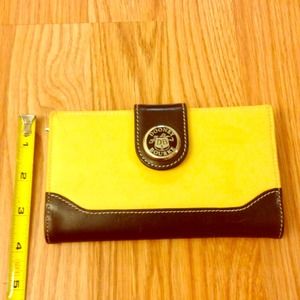 "DOONEY & BURKE" bi-fold check book & wallet