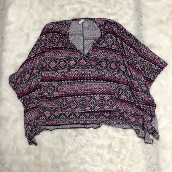 Charlotte Russe tribal poncho