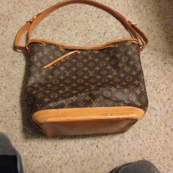 *** SOLD to @jaime68 *** - Picture 1 of 4
