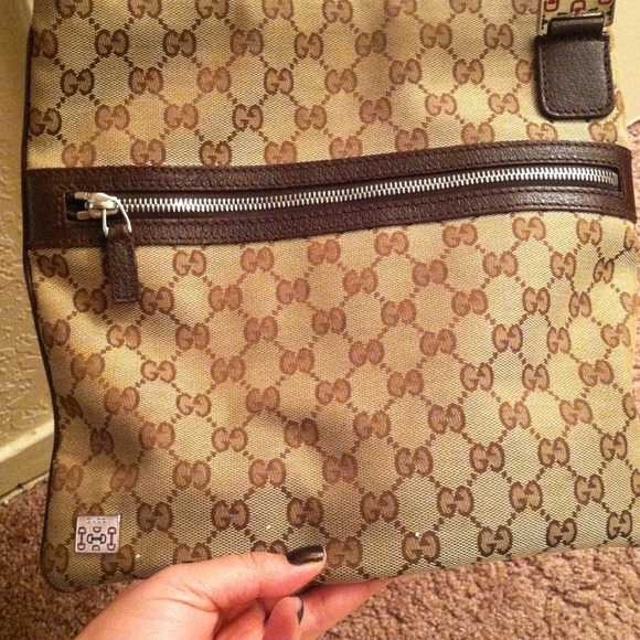 💯 Authentic Gucci Crossbody