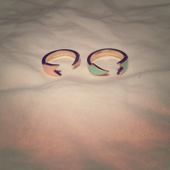 Arrow ring