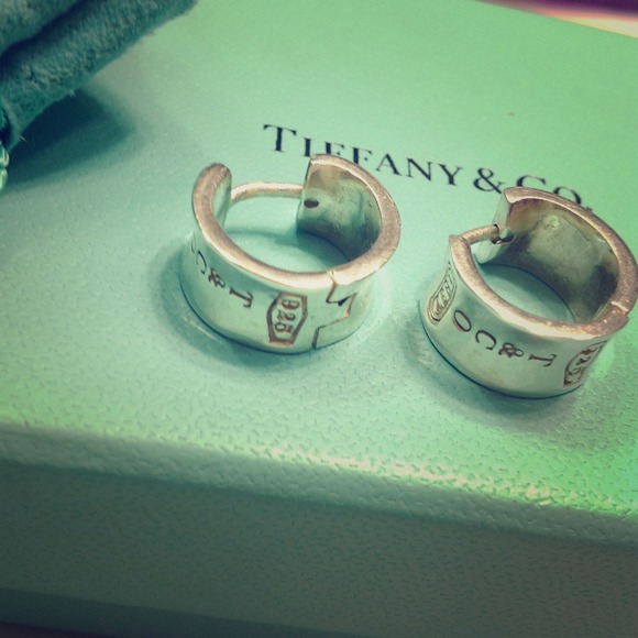 💢SOLD💢Tiffany silver earrings