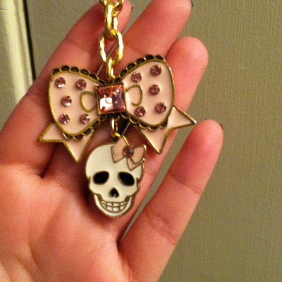Tarina Tarintino Necklace
