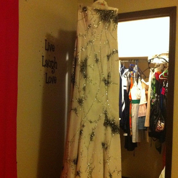 Formal/ prom dress