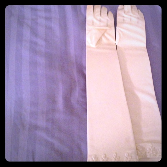 David's bridal ivory wedding gloves long