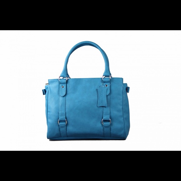 Tessa - Picture 3 of 4