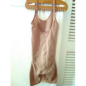 Full body Shaper, size XL biege