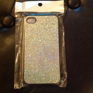 iPhone 4/4s glittery case