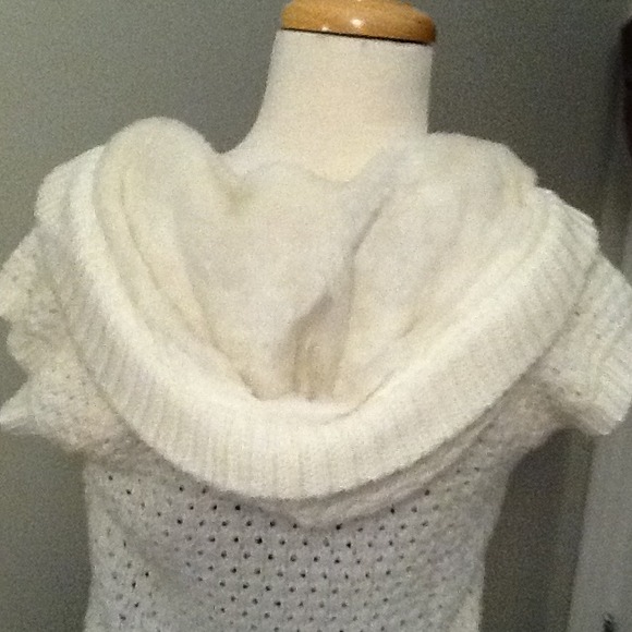 ZARA trendy knit vest with faux fur lining - Picture 2 of 3