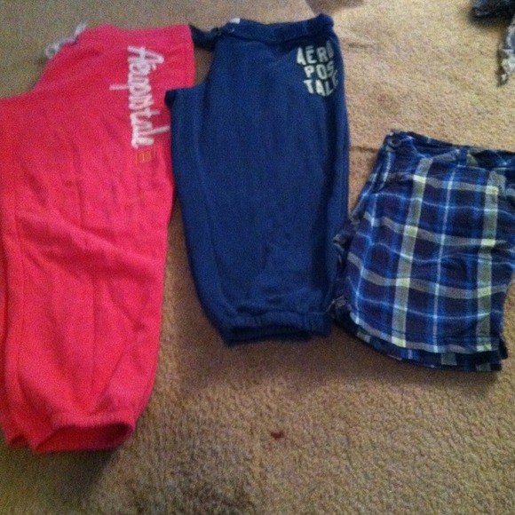 Aeropostale capri bundle