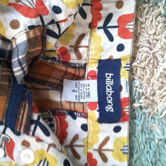 Sold bundle!!!! - Picture 2 of 4